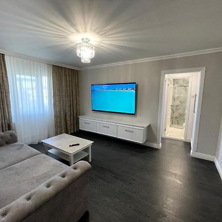 White Residence Craiova Exterior photo